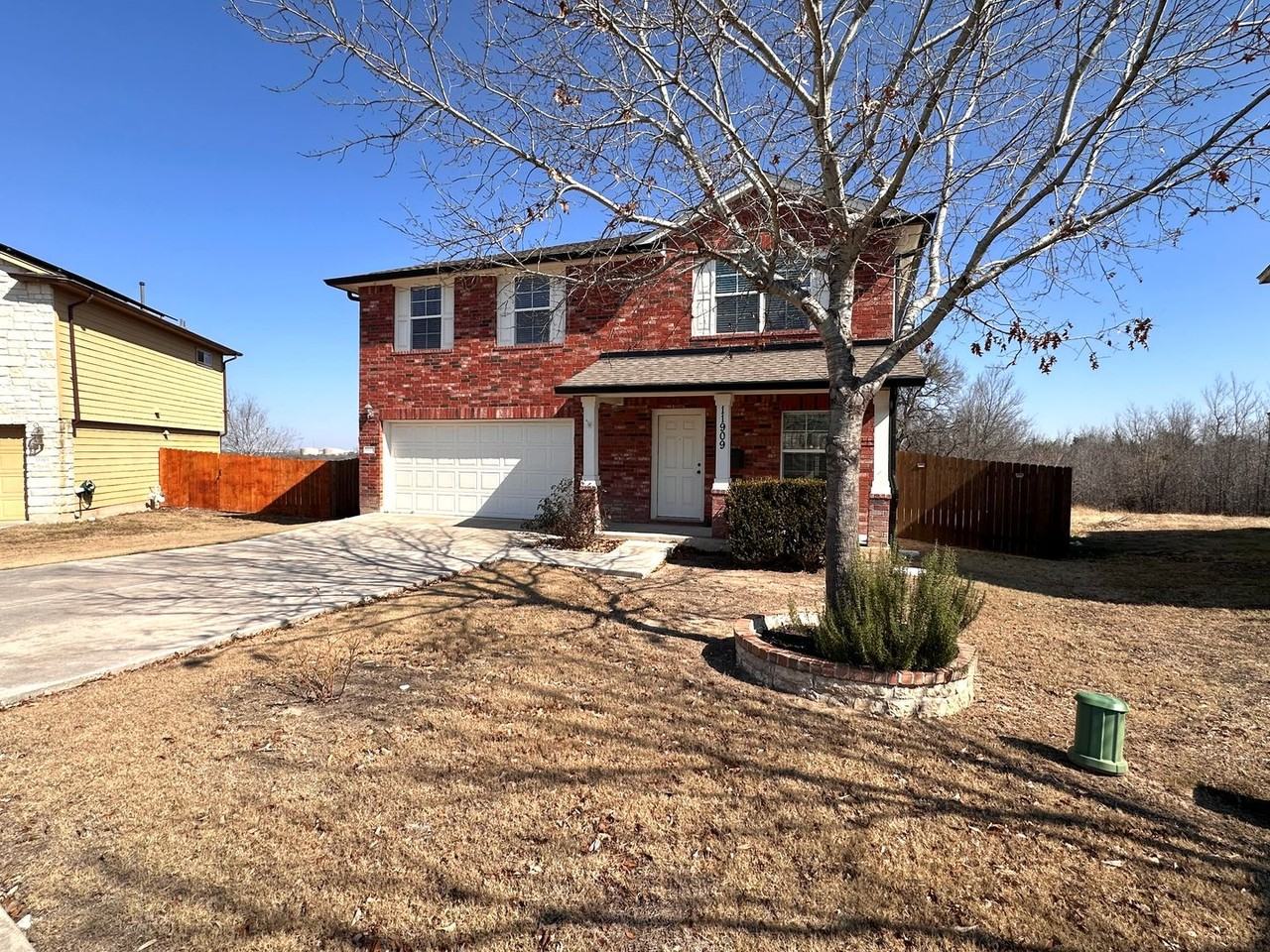 11909 Big Sky Dr - Photo 3 of 28