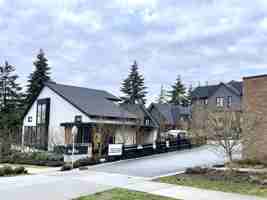 featured image of 1228 Hudson St #33