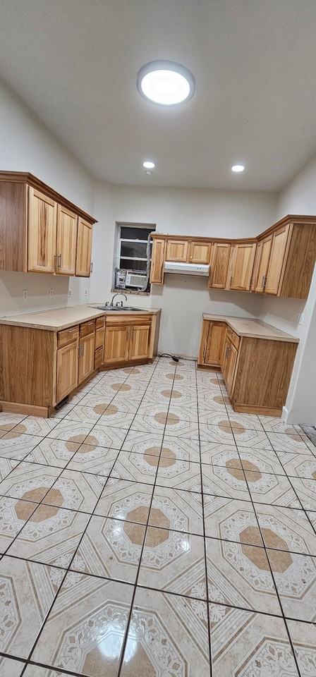 521 S 9th St #521 - Photo 2 of 8