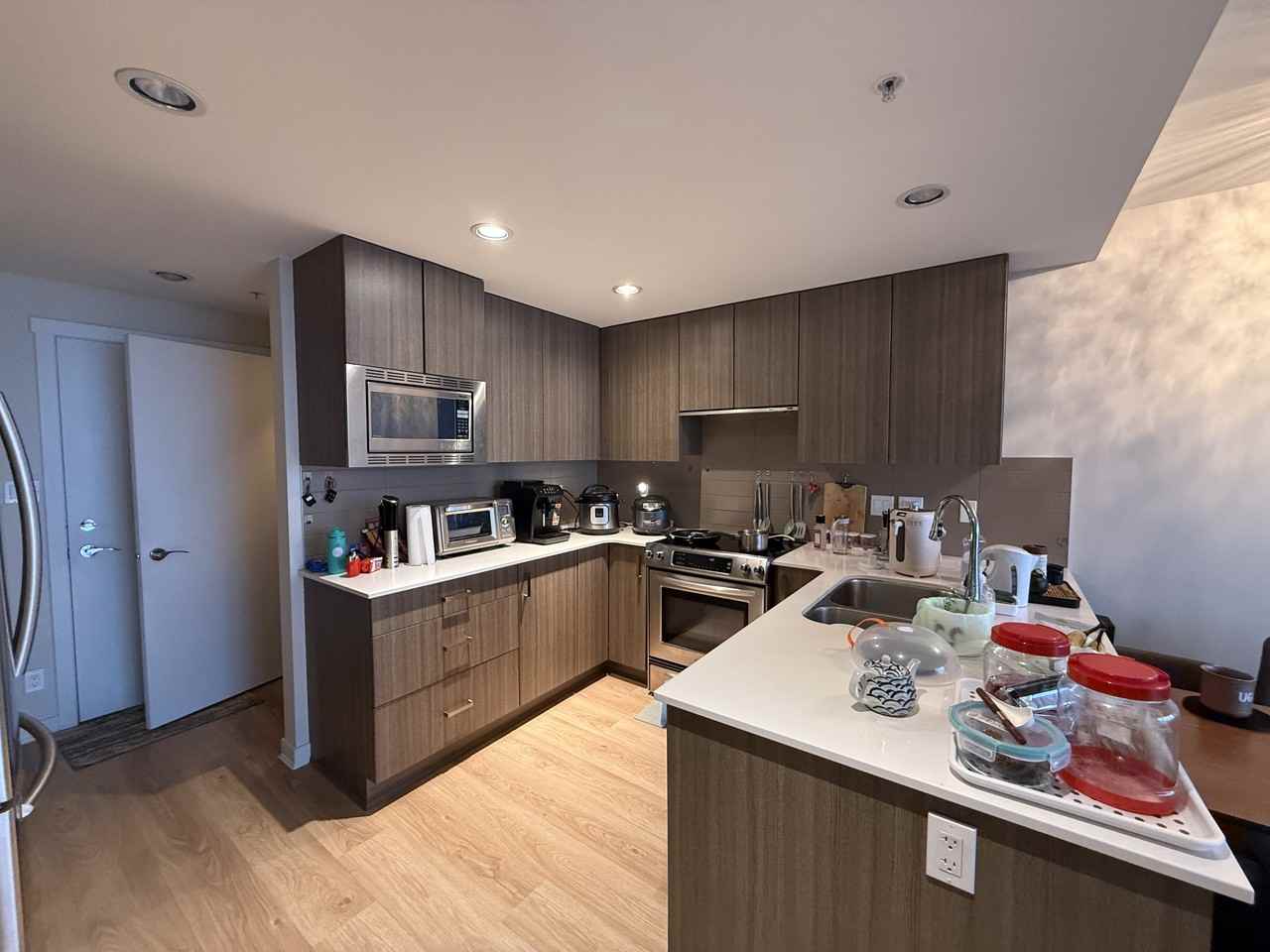 125 Columbia Street #1602 - Photo 5 of 15