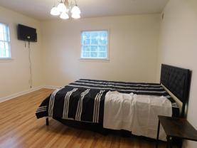 Dublin Ct #4 - Photo 1 of 1