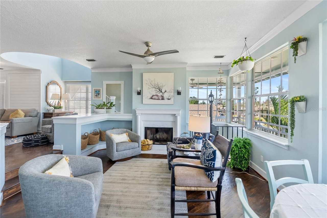 861 Nectar Rd #1 - Photo 6 of 33