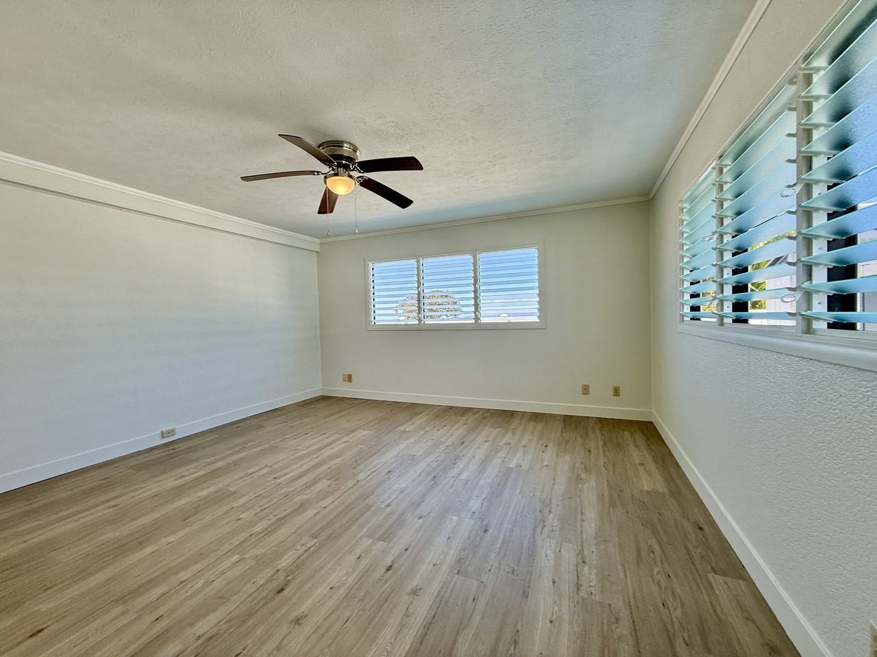 2422 Anihinihi St #1 - Photo 6 of 23