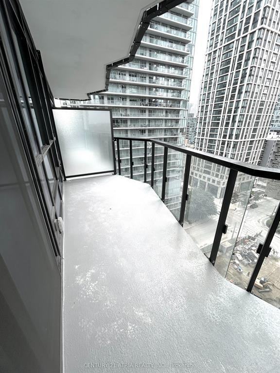 110 Broadview Avenue - Photo 6 of 17