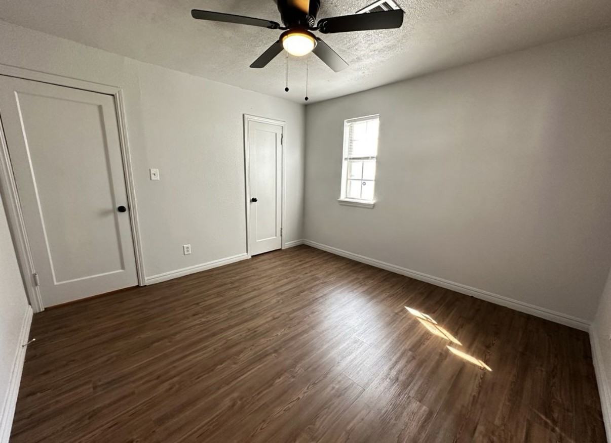 1308 Nw Euclid Ave #3 - Photo 4 of 21