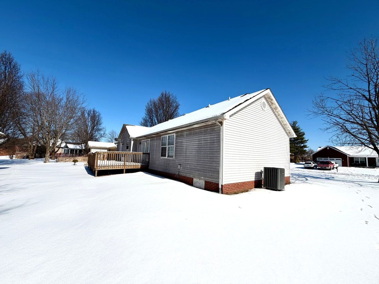100 Fairway Hl #1 - Photo 5 of 20