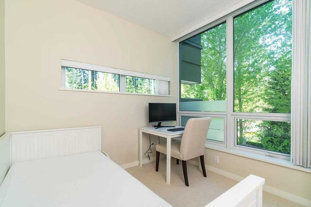 5700 Berton Avenue - Photo 6 of 12