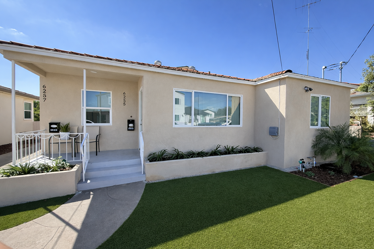 6255 Stewart St - Photo 2 of 17