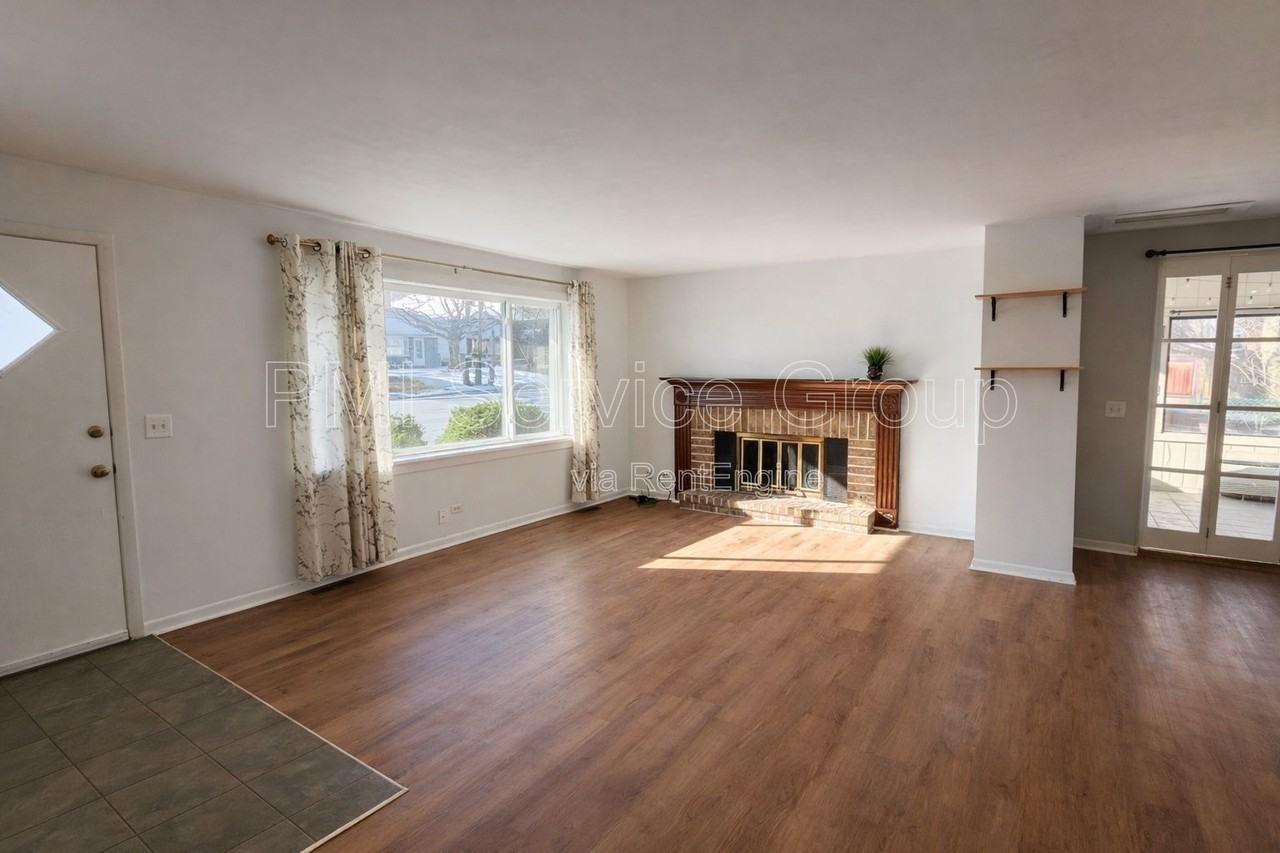 5440 Benton Ave - Photo 6 of 15