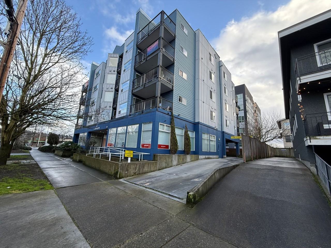 1515 NW 52nd St - Photo 3 of 12