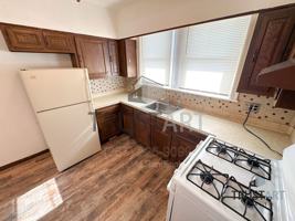 featured image of 148 W Spencer Ave #1