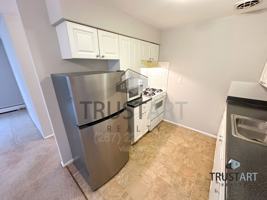 featured image of 4300 Pearson Ave #14