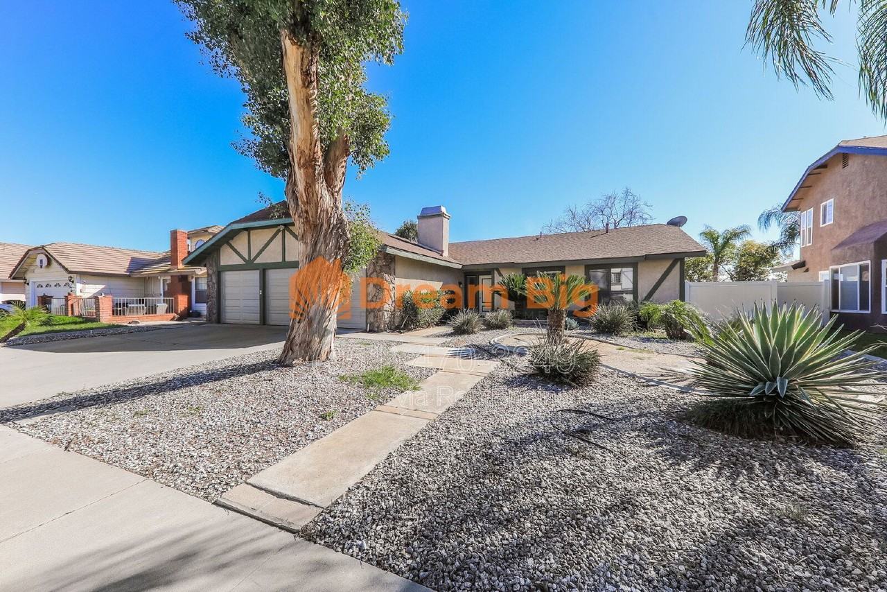 8276 Yearling Way - Photo 5 of 34