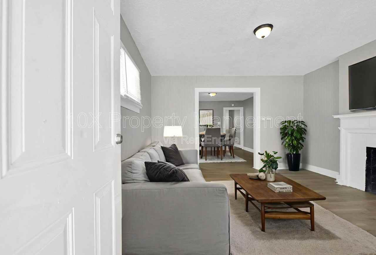 1097 E 21st Ave - Photo 7 of 31