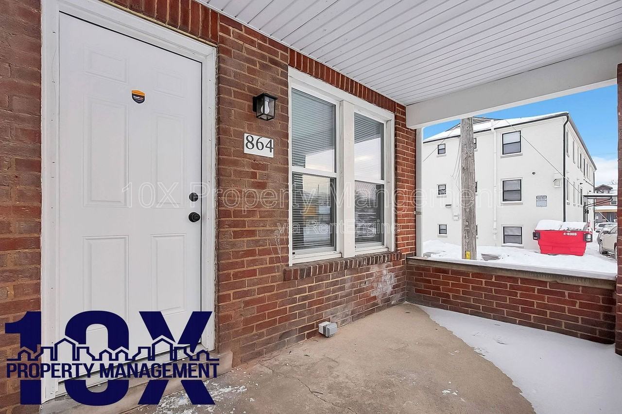 864 Fairwood Ave - Photo 5 of 30