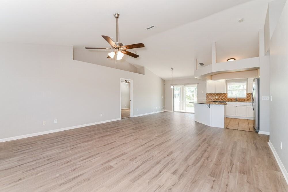 106 Pageant St - Photo 6 of 16