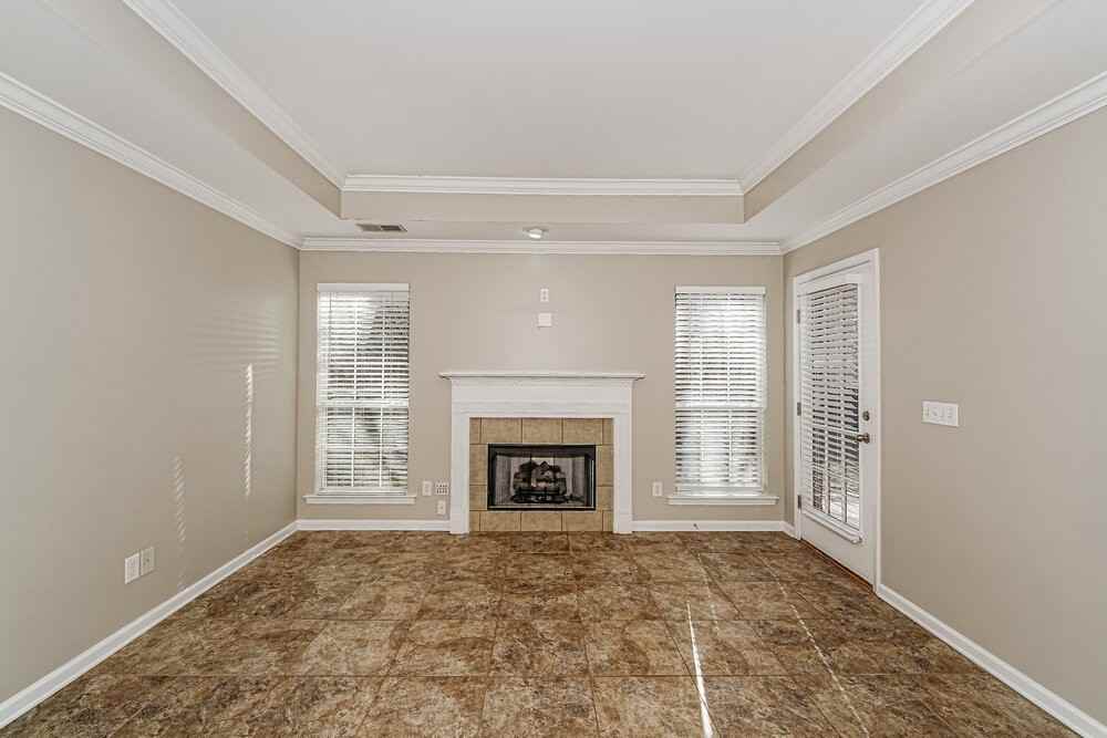 4225 Willow Brook Cir - Photo 4 of 16