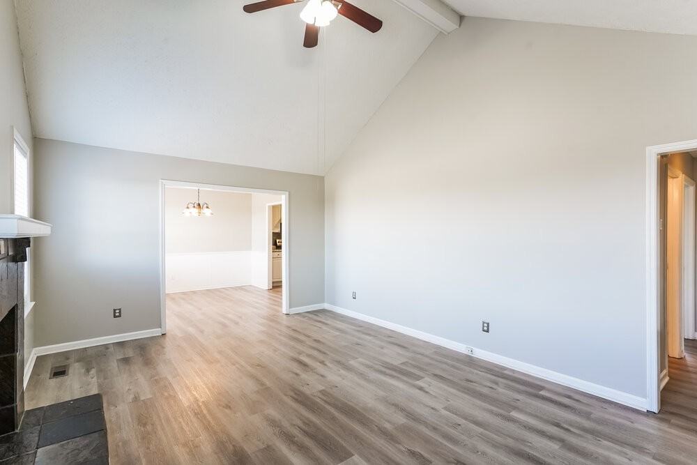 126 Fergus Rd - Photo 4 of 16