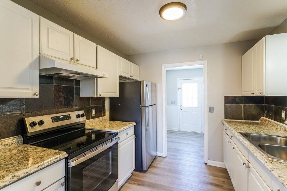 126 Fergus Rd - Photo 7 of 16