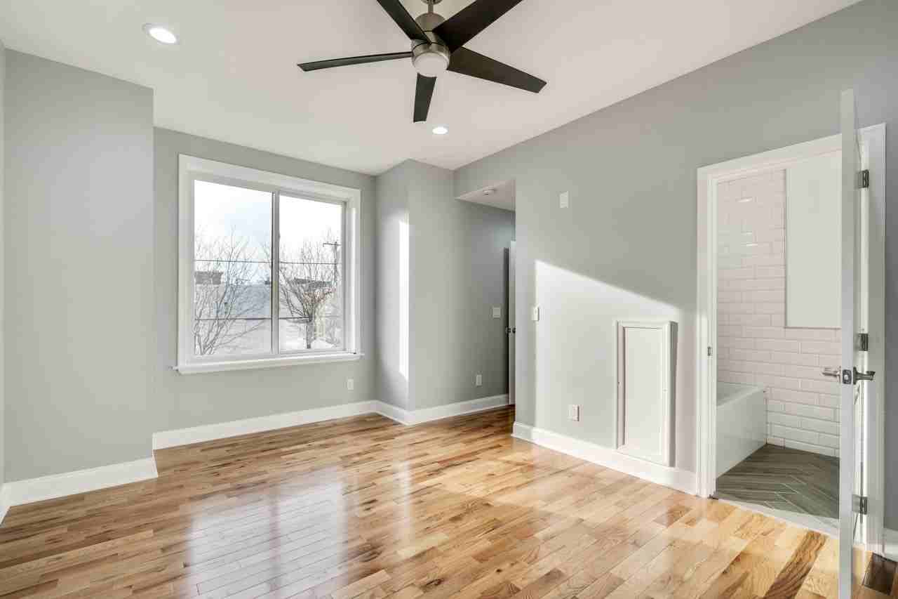 1544 W York St #B - Photo 7 of 13