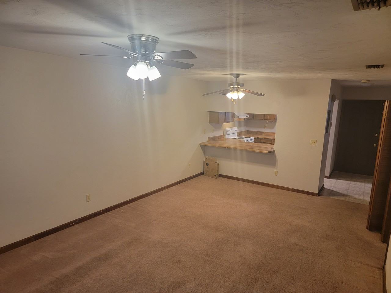 2993 Woodrich Dr #C - Photo 4 of 8