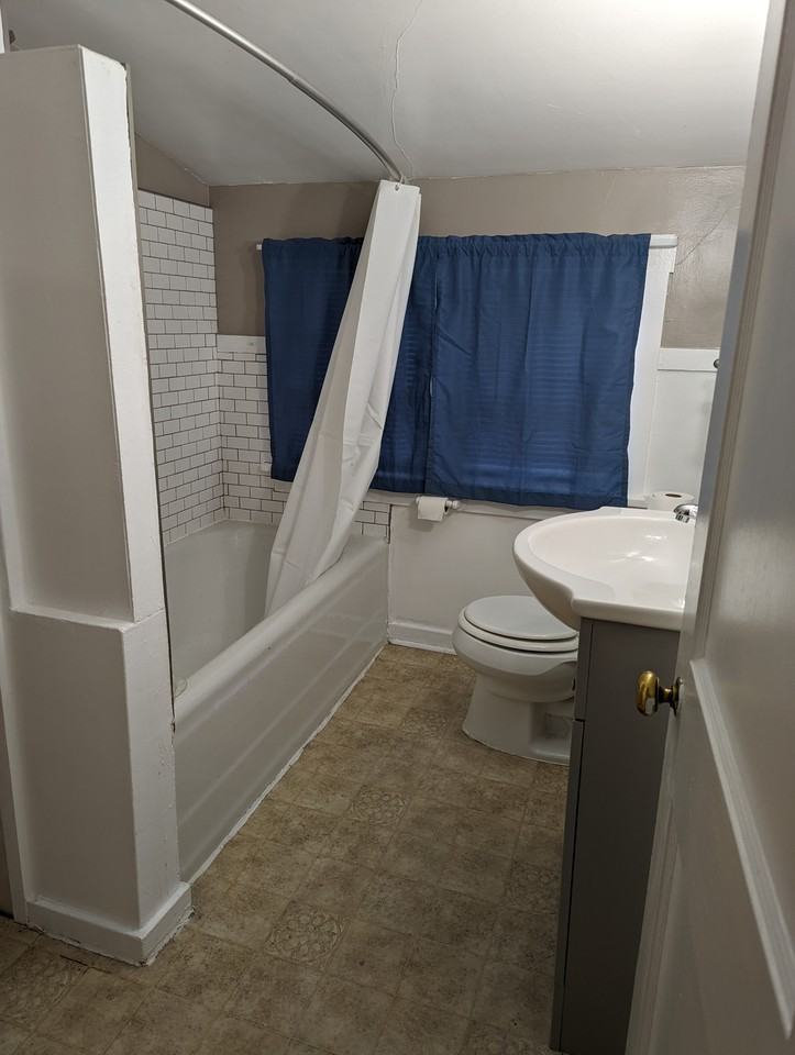 22 N 9th Ave #2 - Photo 7 of 8