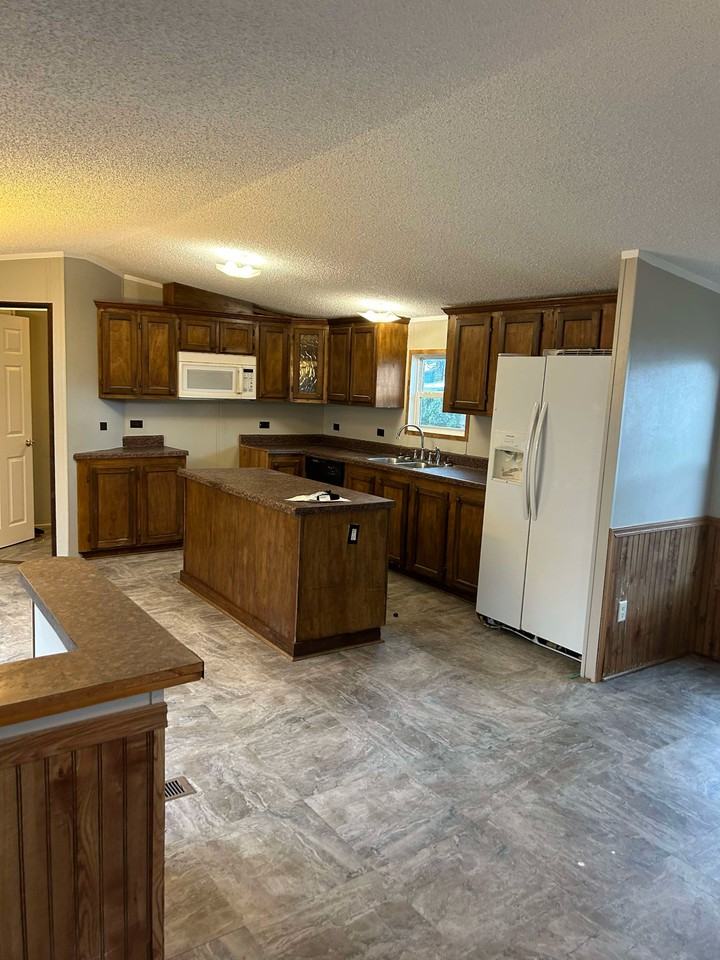 697 Lou Dr #3033 - Photo 4 of 14