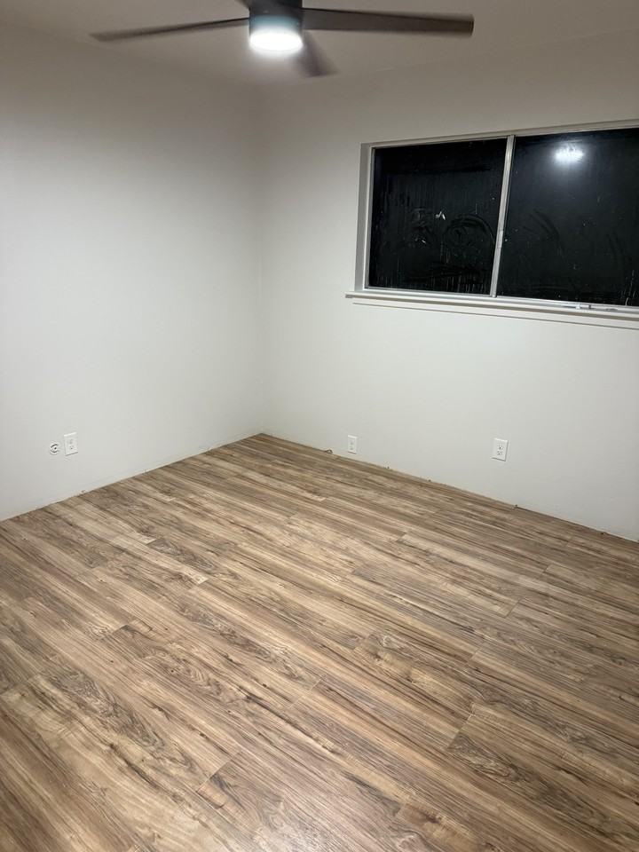 804 Humphrey St #806 - Photo 6 of 11