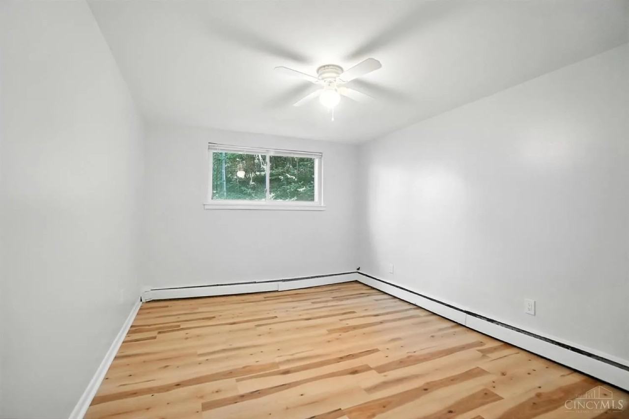 506 Main St #7 - Photo 3 of 6