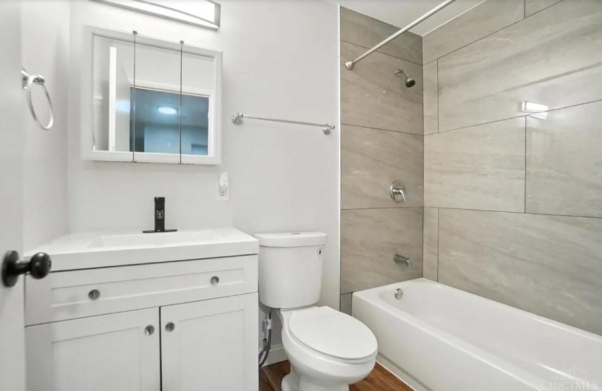 506 Main St #7 - Photo 4 of 6