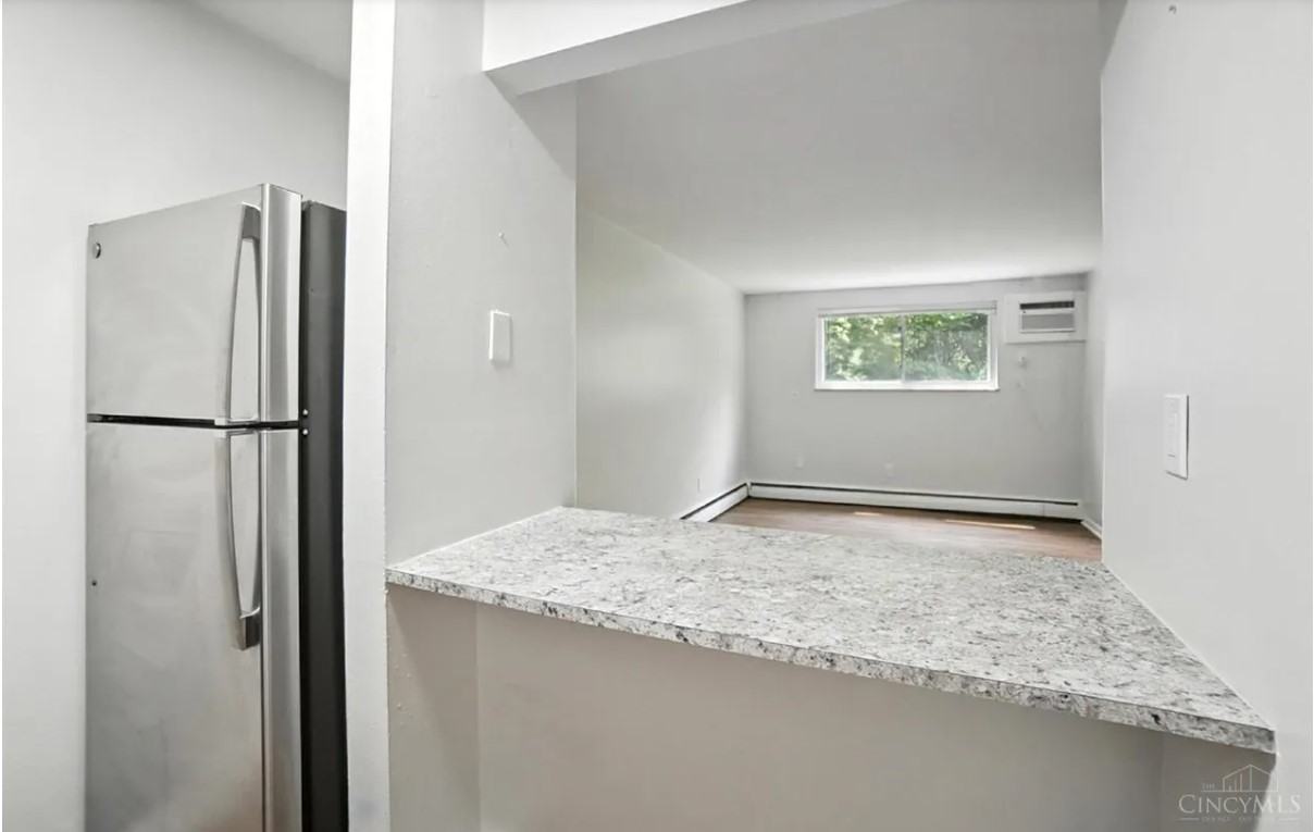 506 Main St #7 - Photo 6 of 6