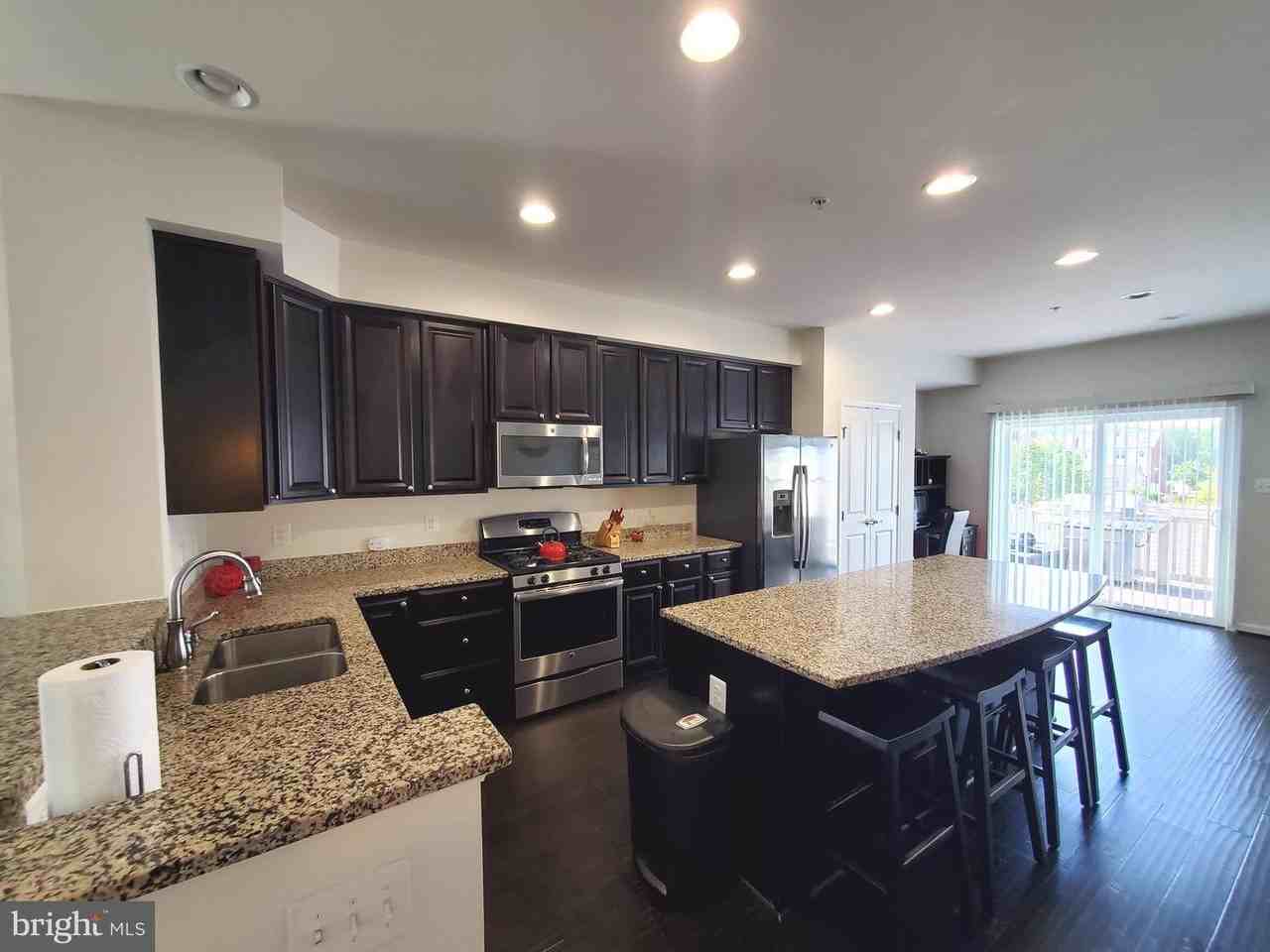 5409 Doubleday Ln - Photo 2 of 24