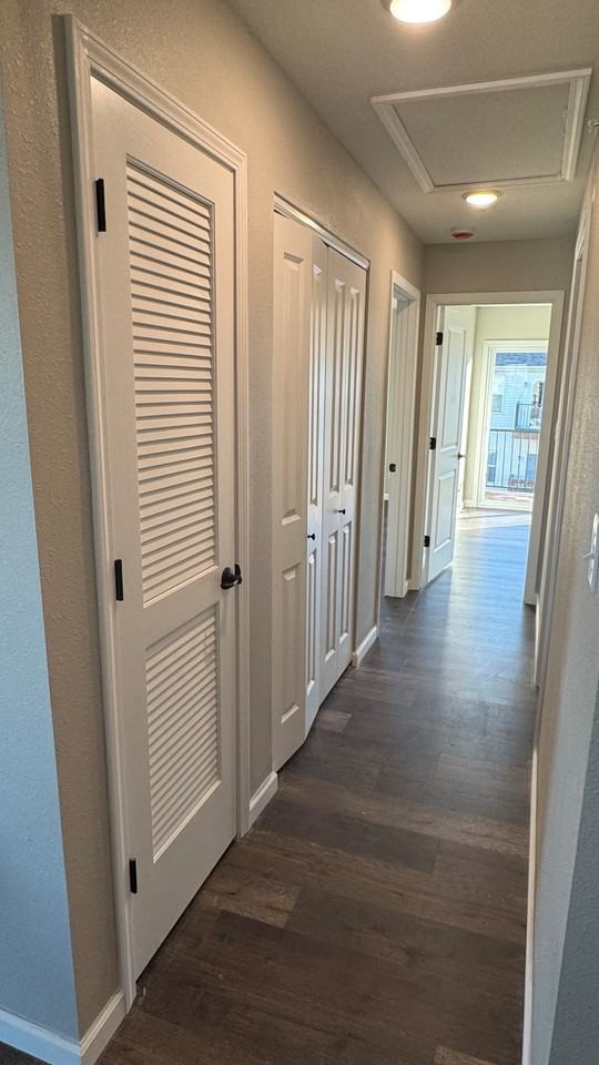 704 Harbor Woods Dr #D - Photo 4 of 18