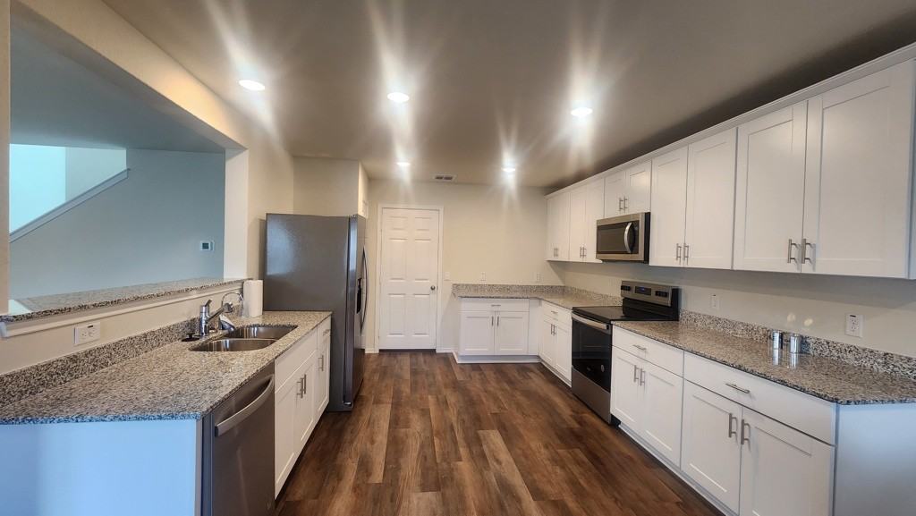 10318 Glimmer - Photo 7 of 24