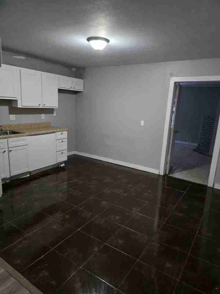 28 Westwood Dr - Photo 5 of 12