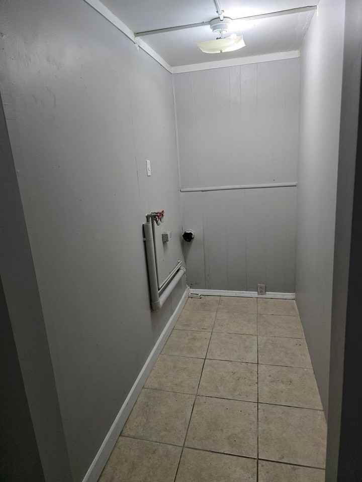 28 Westwood Dr - Photo 6 of 12