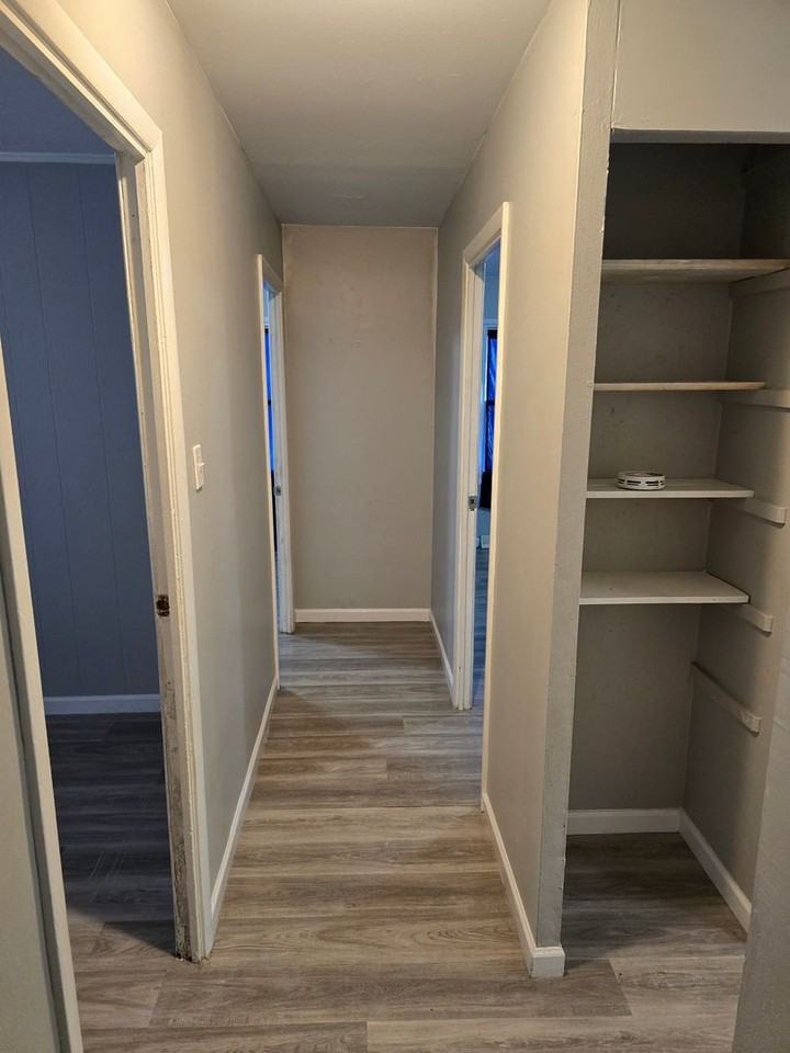 28 Westwood Dr - Photo 7 of 11