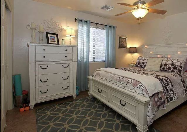 1617 E Lester St #2 - Photo 4 of 15