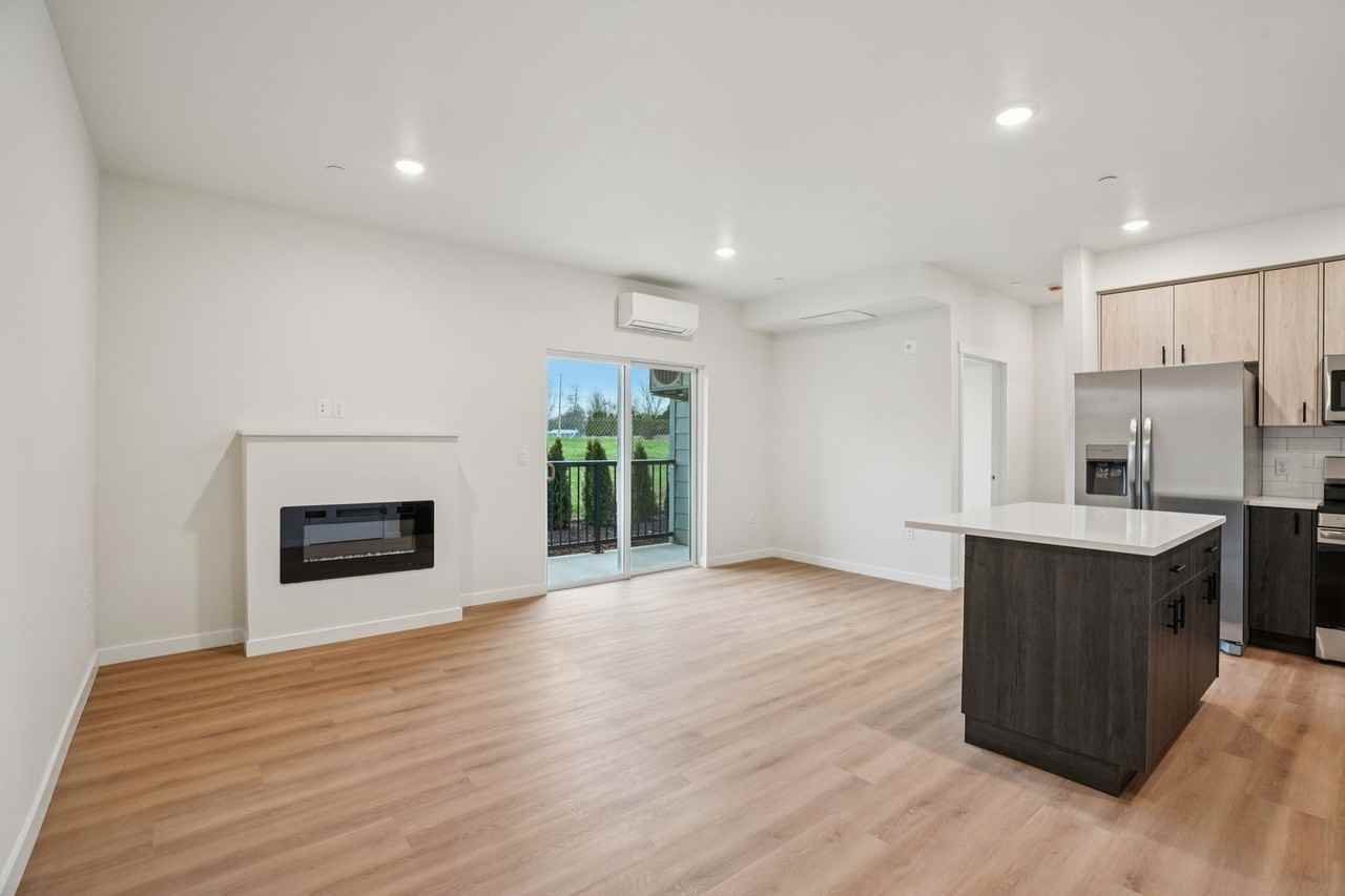 Hazel 78 - Photo 2 of 38