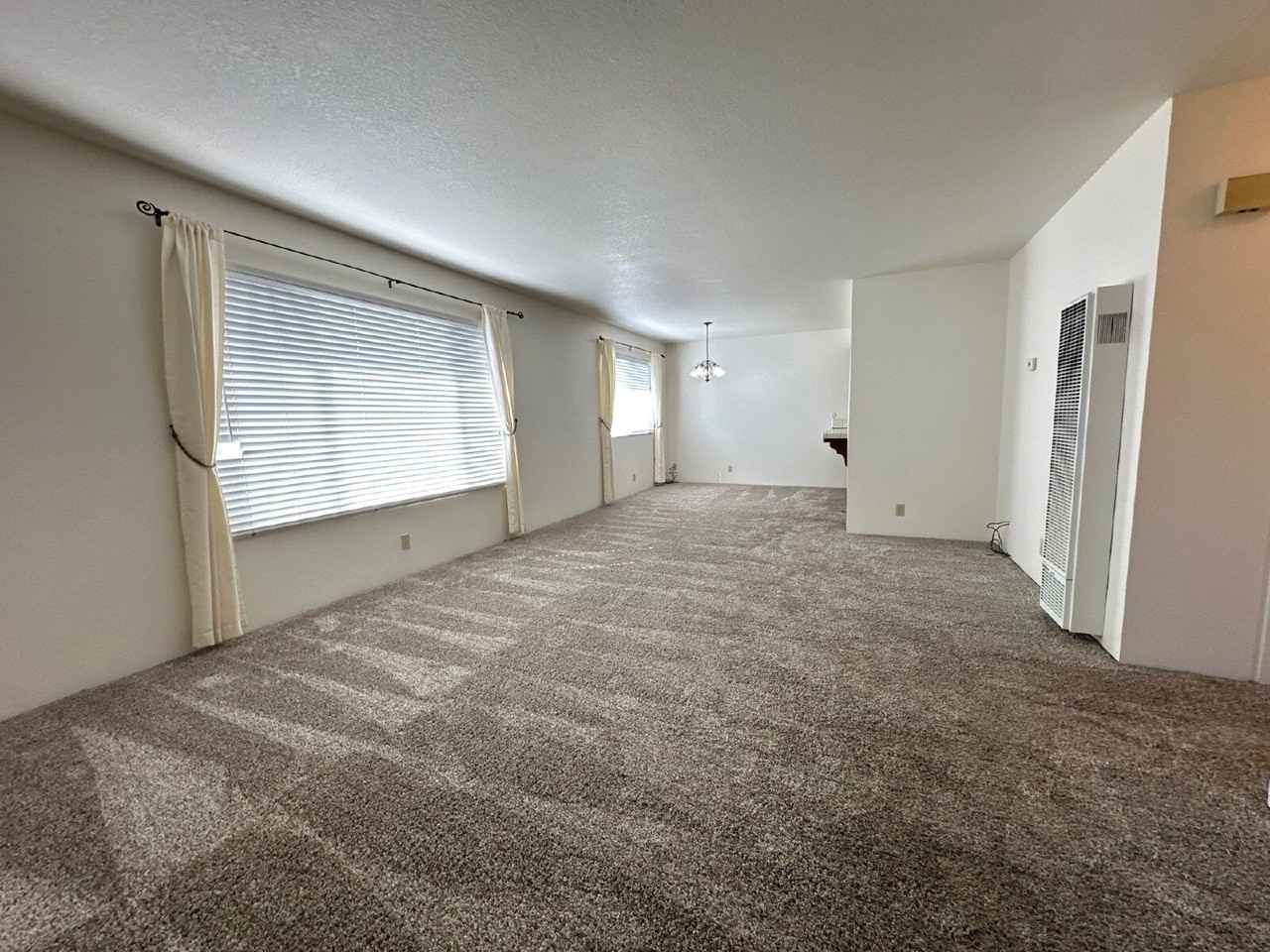 435 Stimson Ave Apt C - Photo 3 of 13