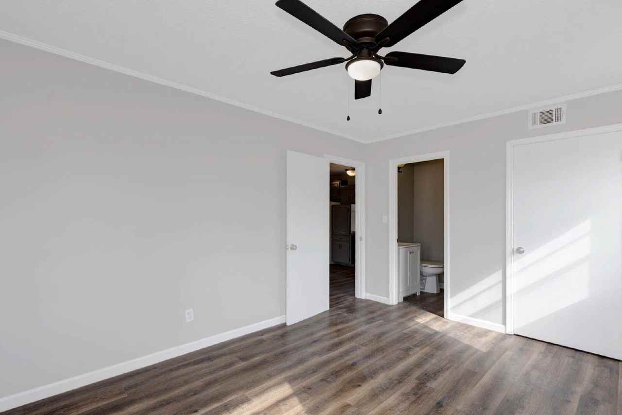 1312 Celeste Dr - Photo 6 of 21