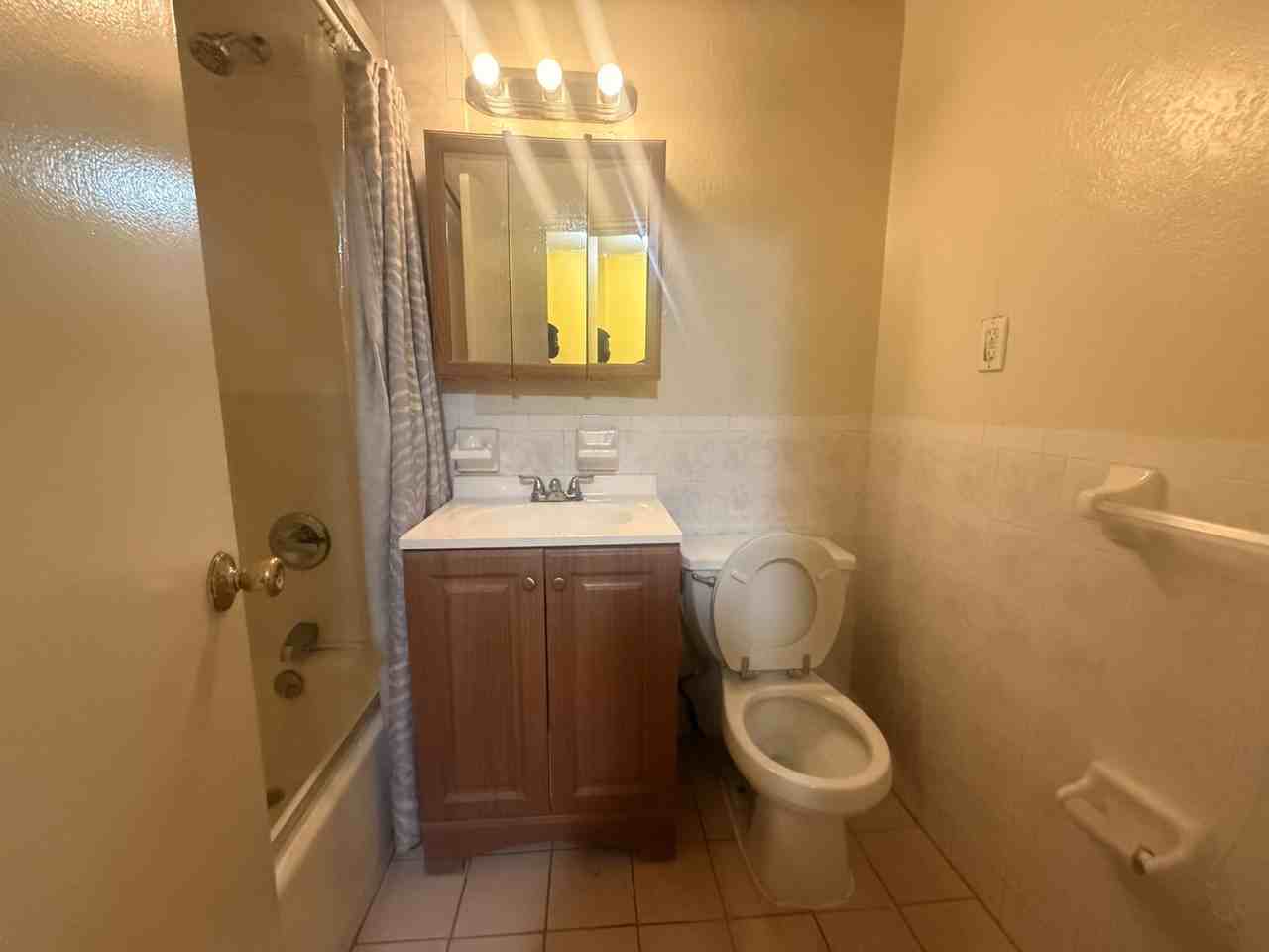 Hone Ave - Photo 3 of 5