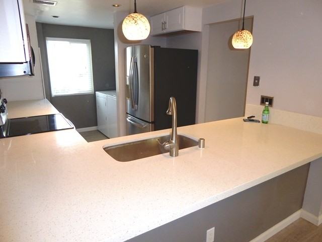 3688 Harvard Dr - Photo 2 of 32