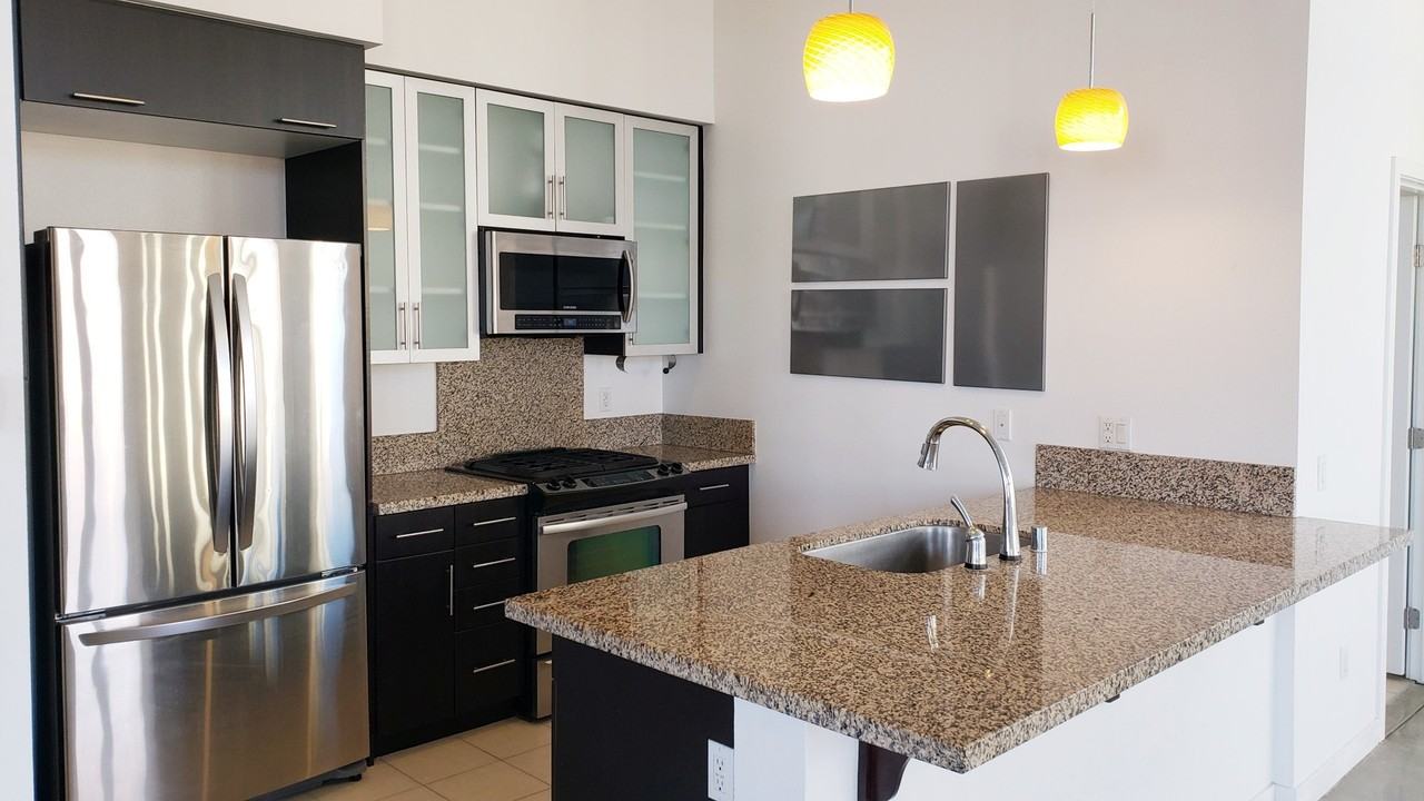 151 W 2nd St - Photo 5 of 11