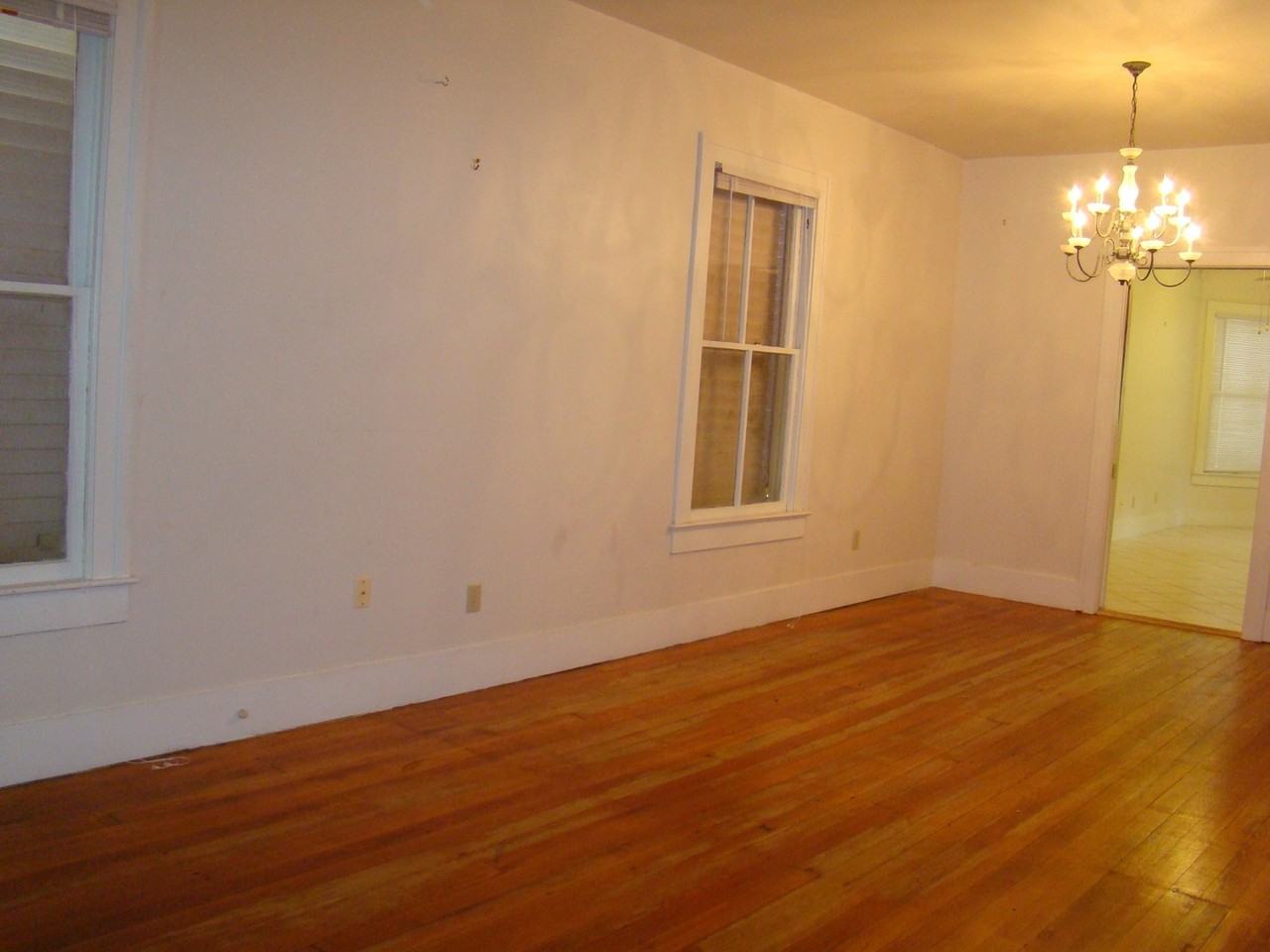 3115 Avenue Q - Photo 3 of 13