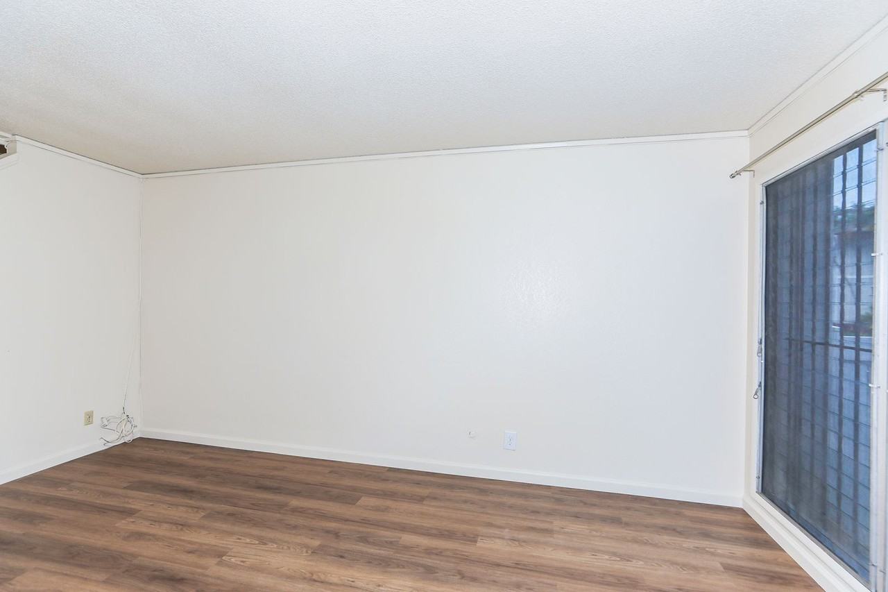 98-733 Kaonohi St #36 - Photo 7 of 42