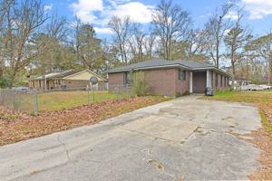 featured image of 165 Hummingbird Ave