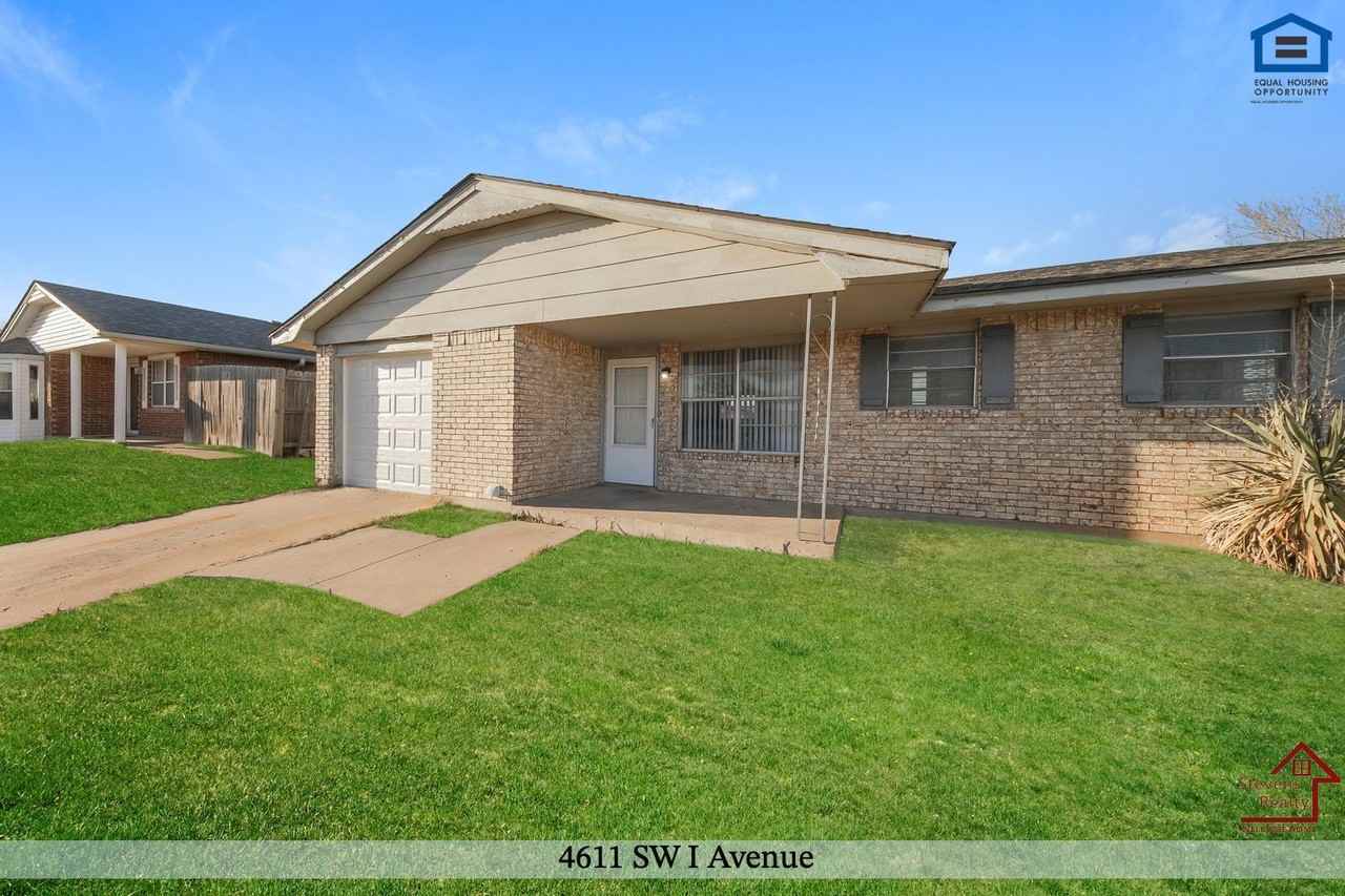 4611 Sw I Ave - Photo 2 of 17