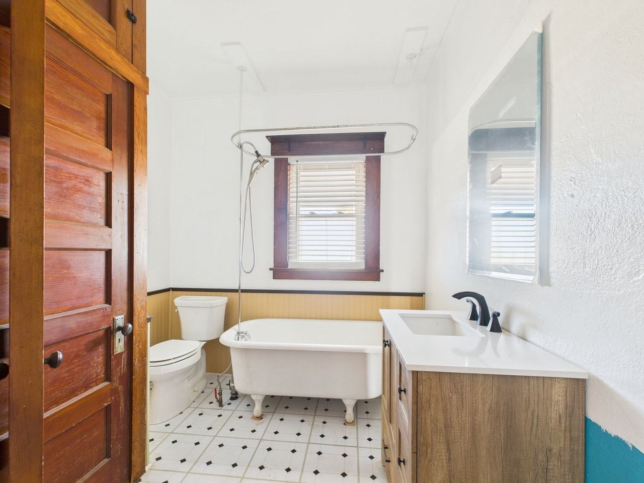 2401 Jack Rabbit Rd - Photo 6 of 19