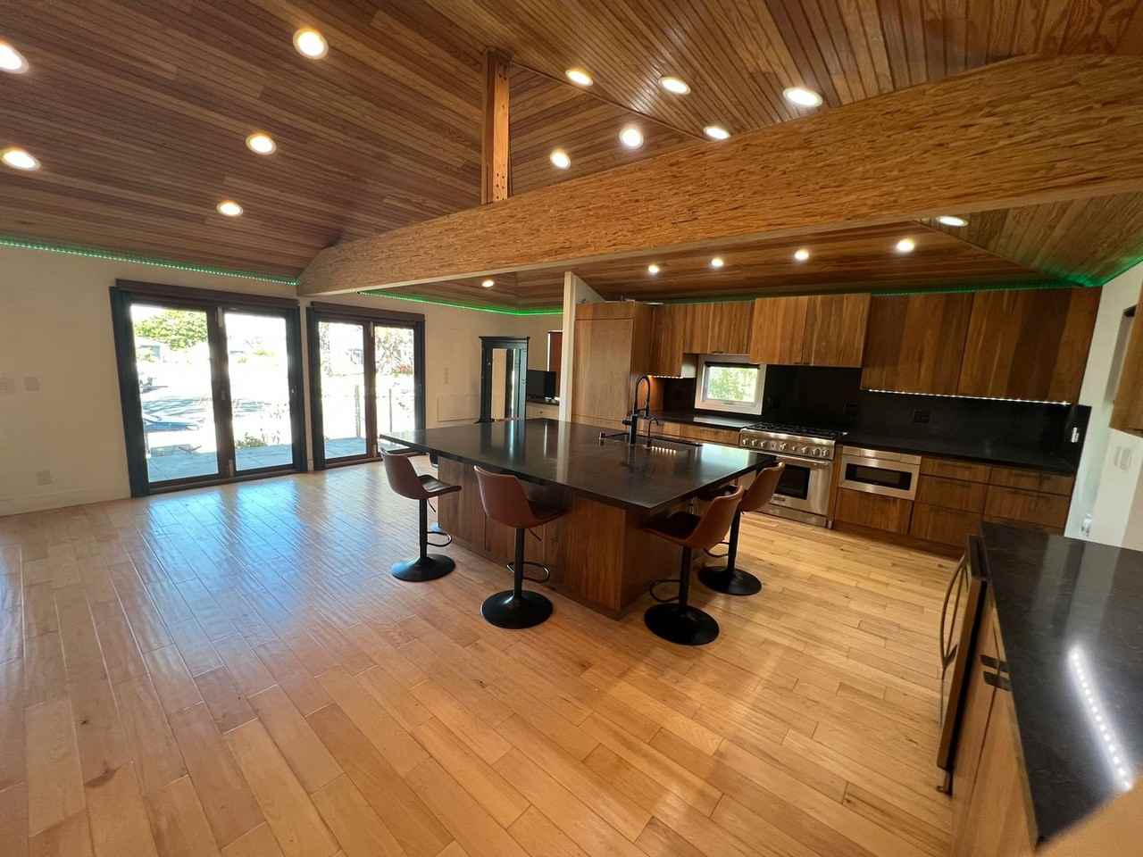 6484 Wynkoop St - Photo 4 of 34